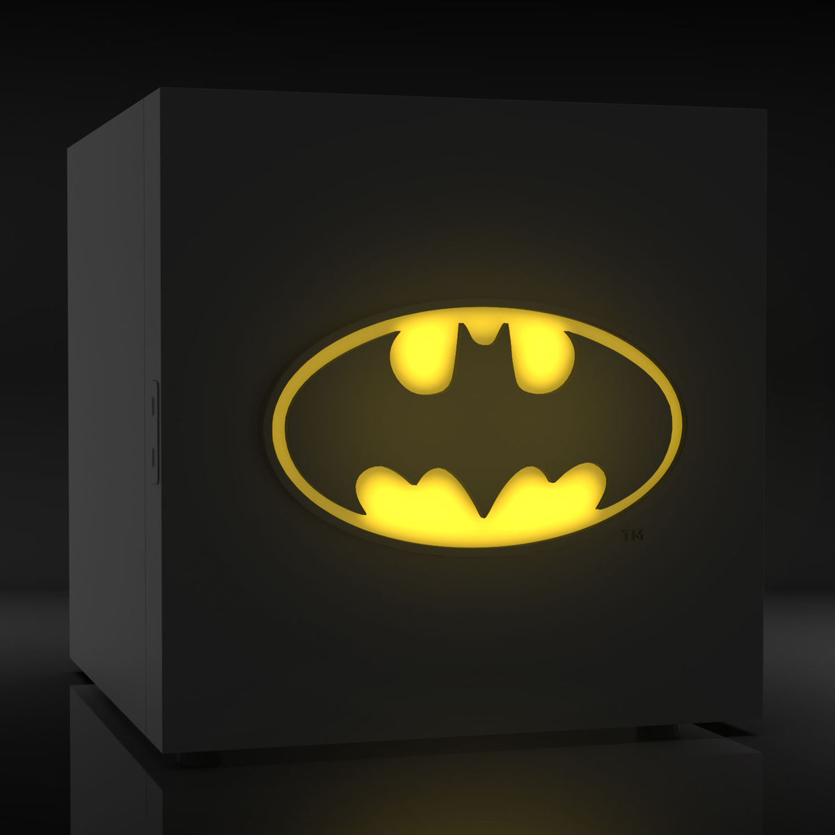 DC Comics Batman Mini Fridge Thermoelectric Cooler with Light-Up LED L ...