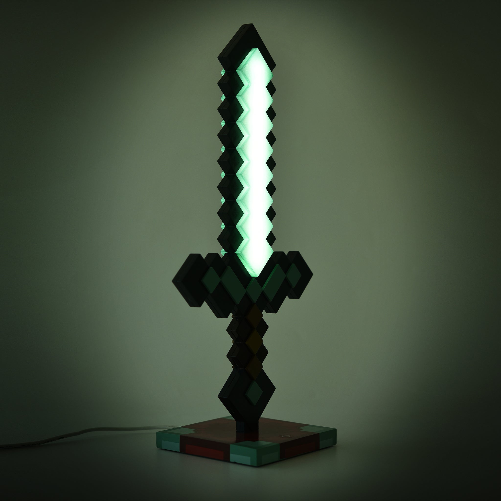 Minecraft 3D Diamond Sword Desk Lamp – Ukonic