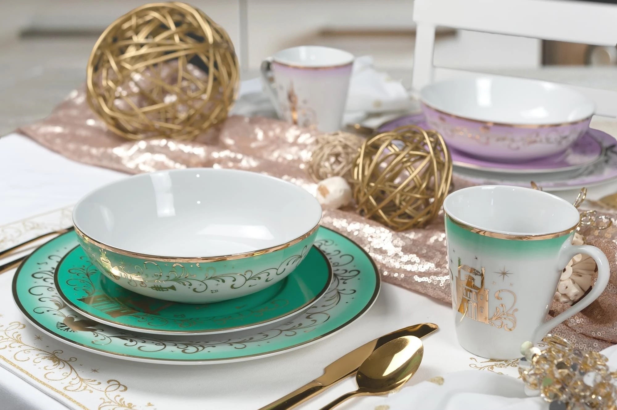 Disney dinnerware best sale