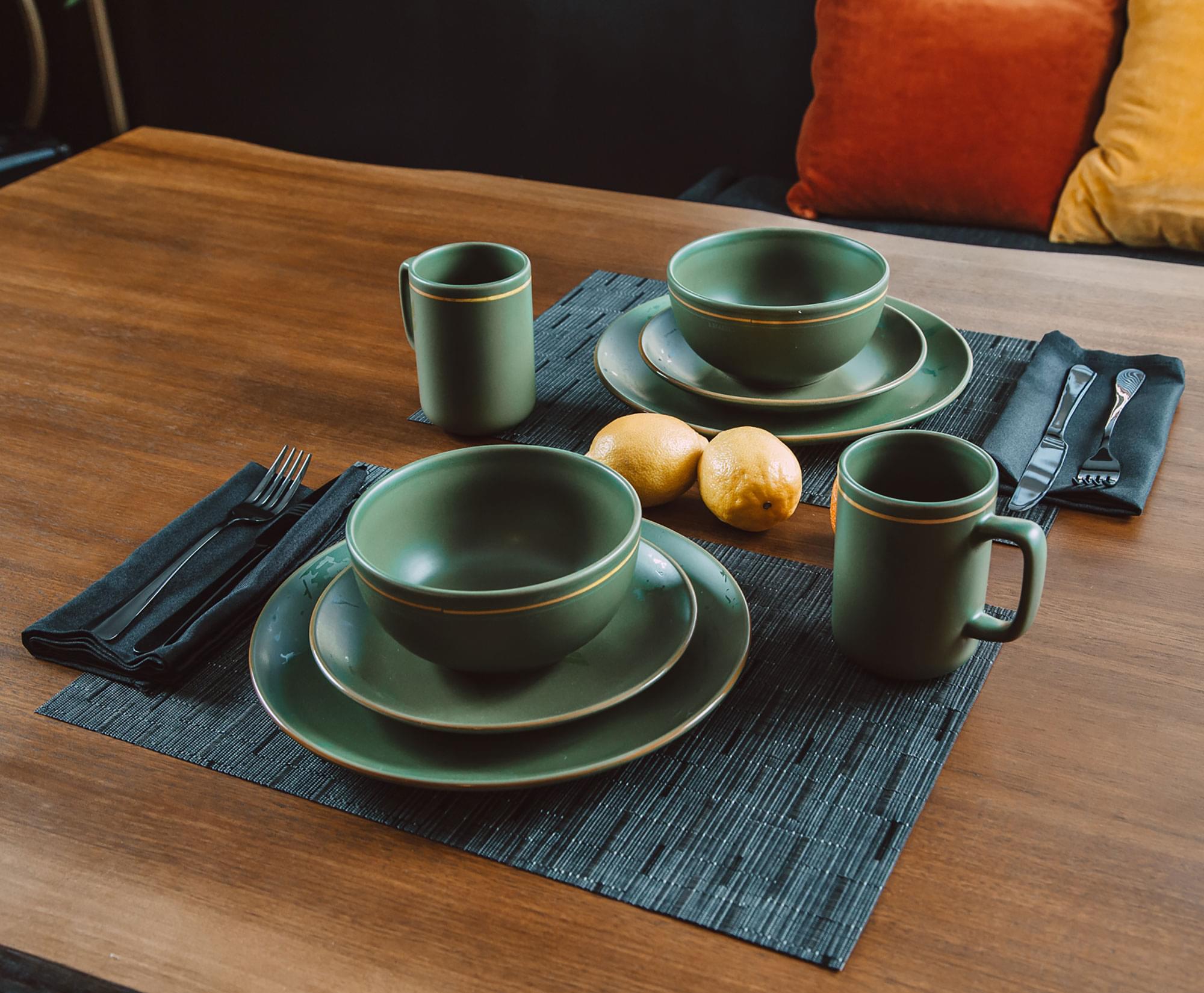 Chief Tableware Halo Master-Chief Dinnerware Set – Ukonic